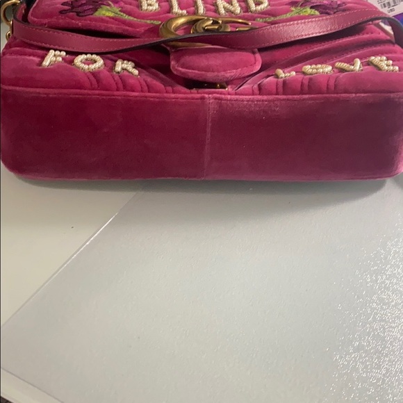 SOLD- GUCCI MARMONT - Picture 3 of 9